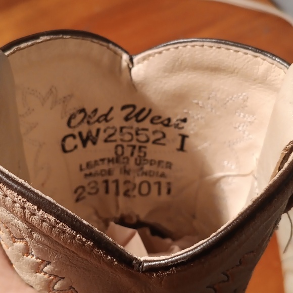 Old West Kids' Cowboy Boots - Brown and Cream Toddler Size 075 - Picture 5 of 9